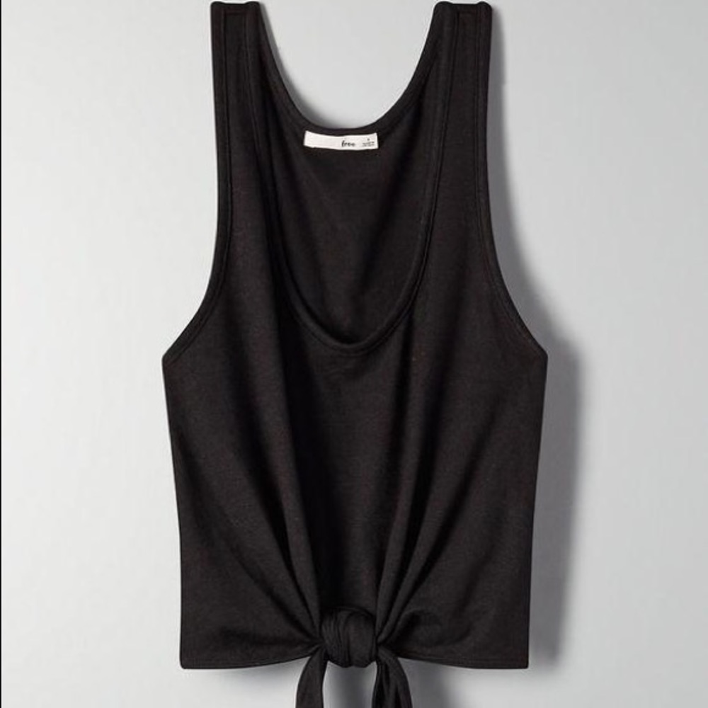 Wilfred Betsy Tank in Black from Aritzia